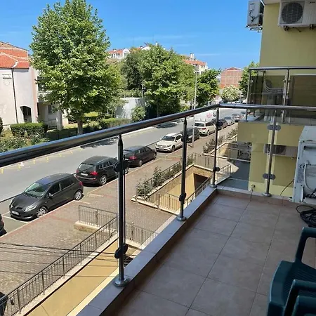 Avrora Private Apartment